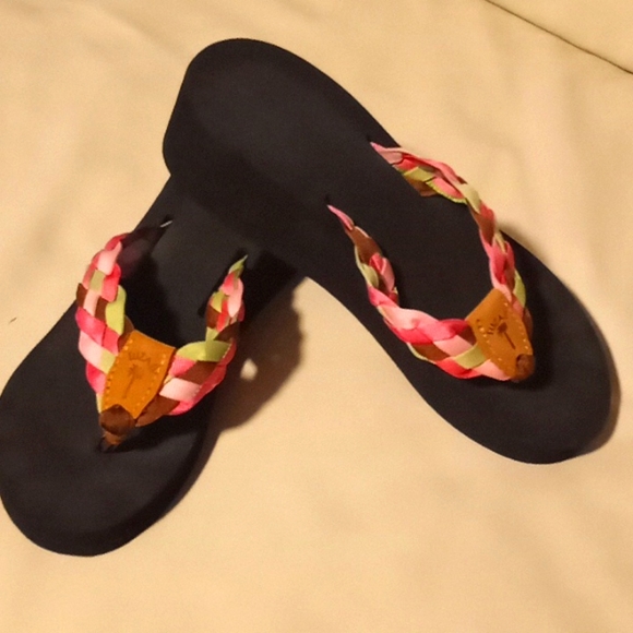 Sandals, flip flops - Picture 1 of 6